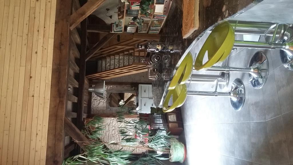 Aux Greniers A Reves Bed & Breakfast Plestan Ngoại thất bức ảnh